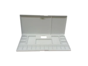 پالت در دار سفید